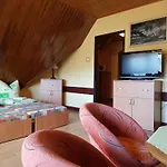Bed & Breakfast Przy Skalkach 3*