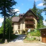 Przy Skalkach Bed and Breakfast 3*