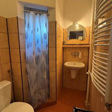 Przy Skalkach فندق مبيت وإفطار شكلارسكا بوريبا